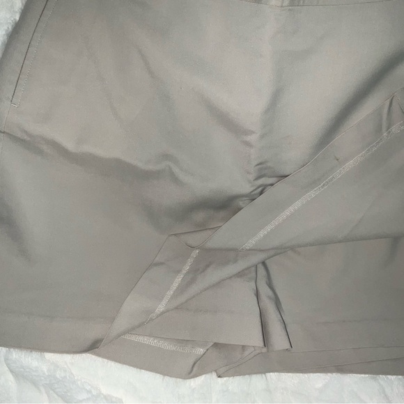 🎄ASHWORTH Ladies Stone Color Golf Skort Features Side Zipper Sz 14 NWT - Picture 12 of 14